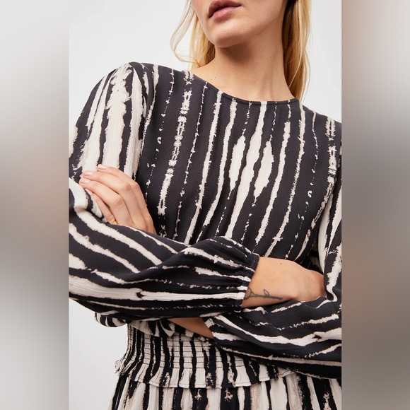 Rails NWT Inez Dress Women's Small Black Nile Mini Dress Long Sleeve Smocked - Picture 16 of 16